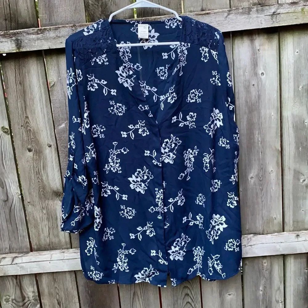 Terra & Sky floral top sz. 14 W